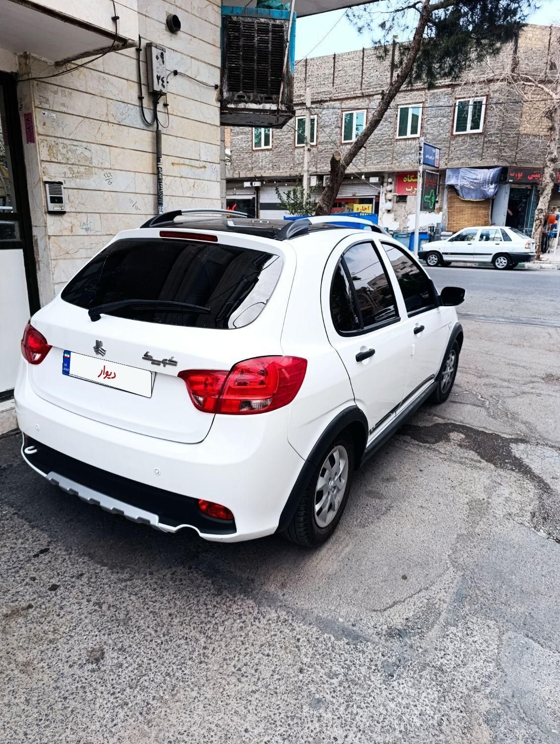 کوییک R دنده‌ای - 1402