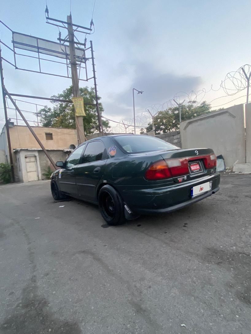 مزدا 323 F - 1378