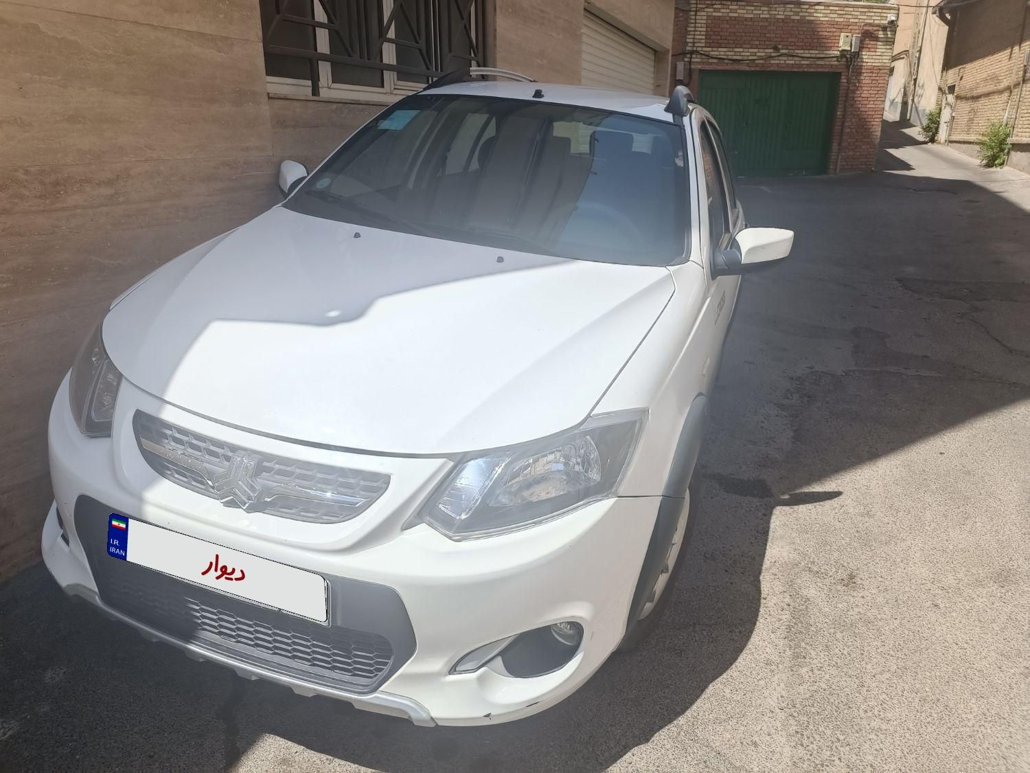 خودرو کوییک، معمولی آگهی ann_19316114