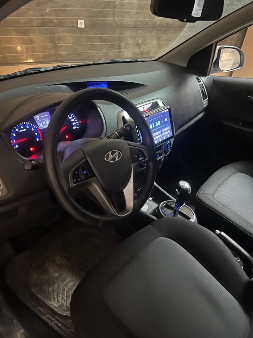 هیوندای i20 فول وارداتی - 2015