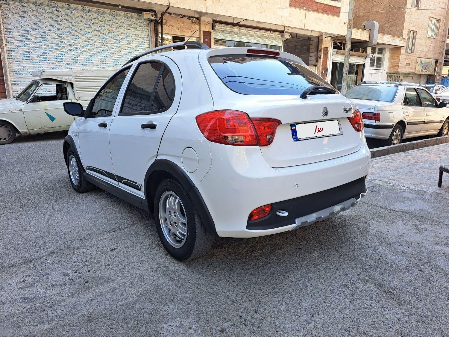 خودرو کوییک، R آگهی ann_19316887