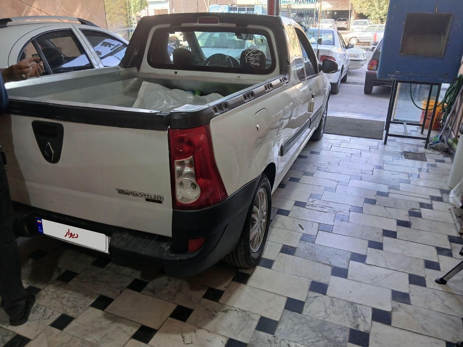 خودرو رنو، وانت تندر ۹۰ آگهی ann_19316920