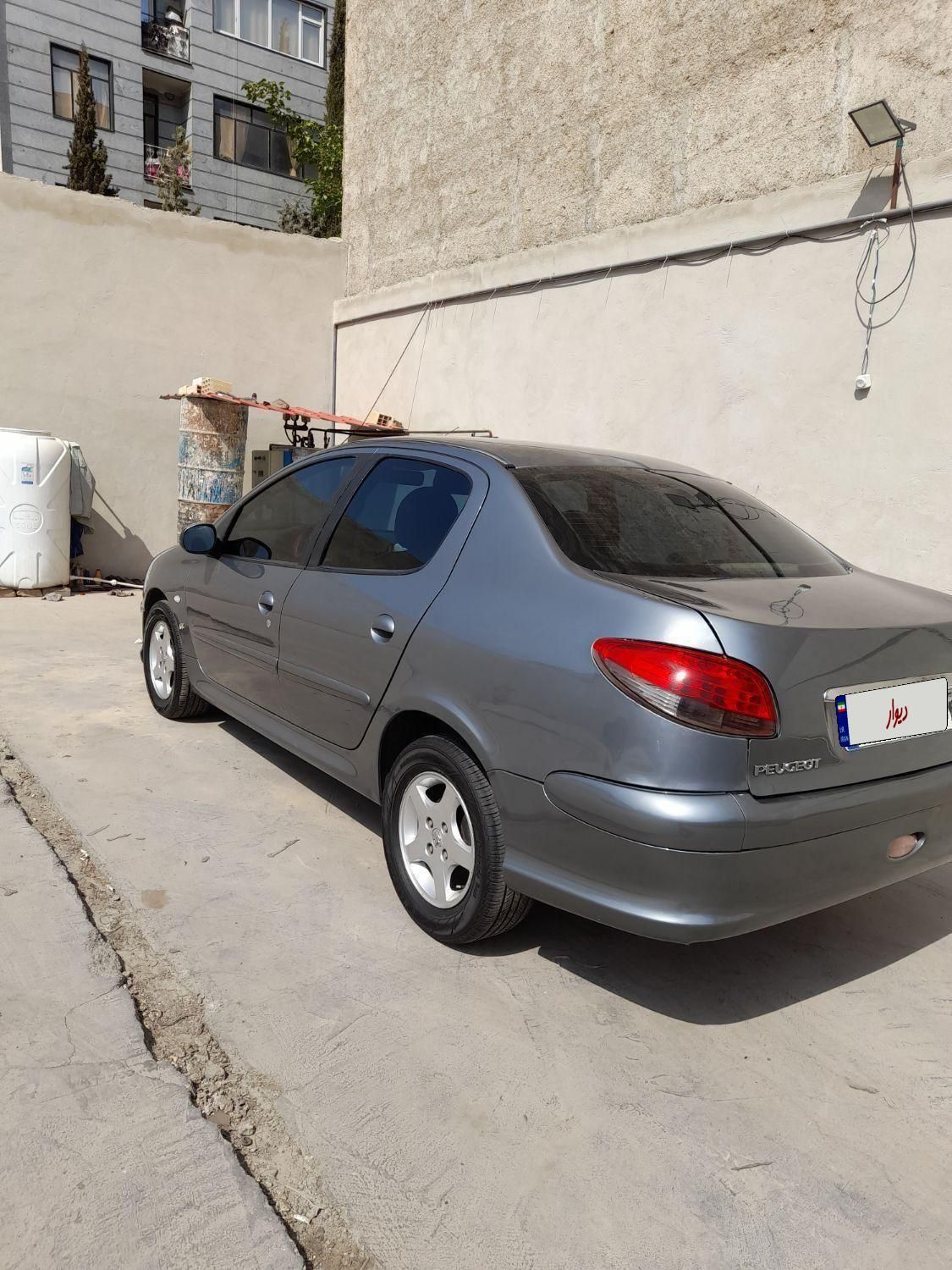 پژو ۲۰۶ صندوق دار v19 - 1389