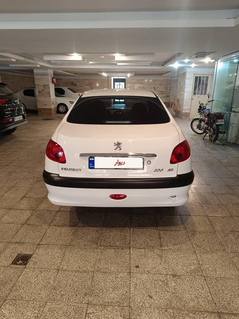 پژو ۲۰۶ صندوق دار v8 - 1399