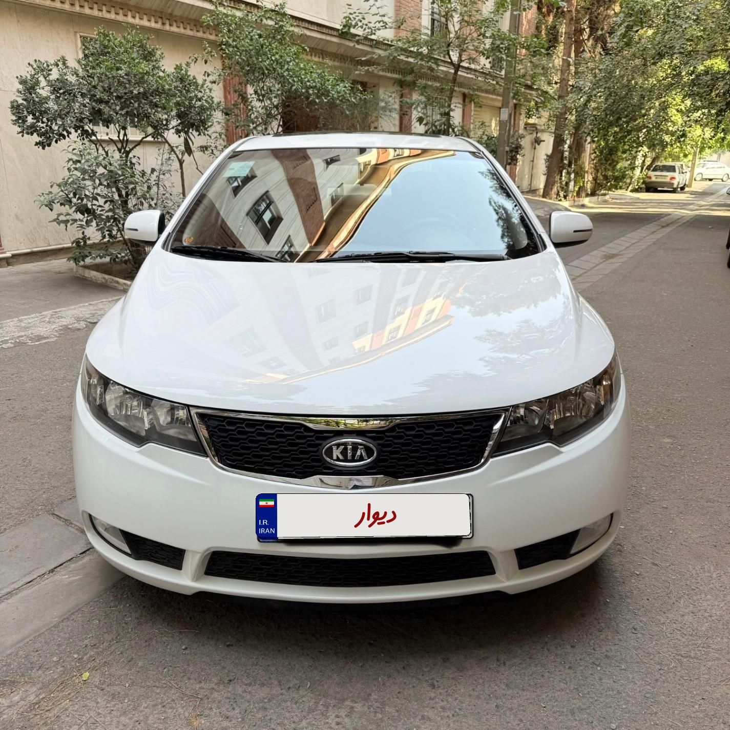 خودرو کیا، سراتو مونتاژ آگهی ann_19317243