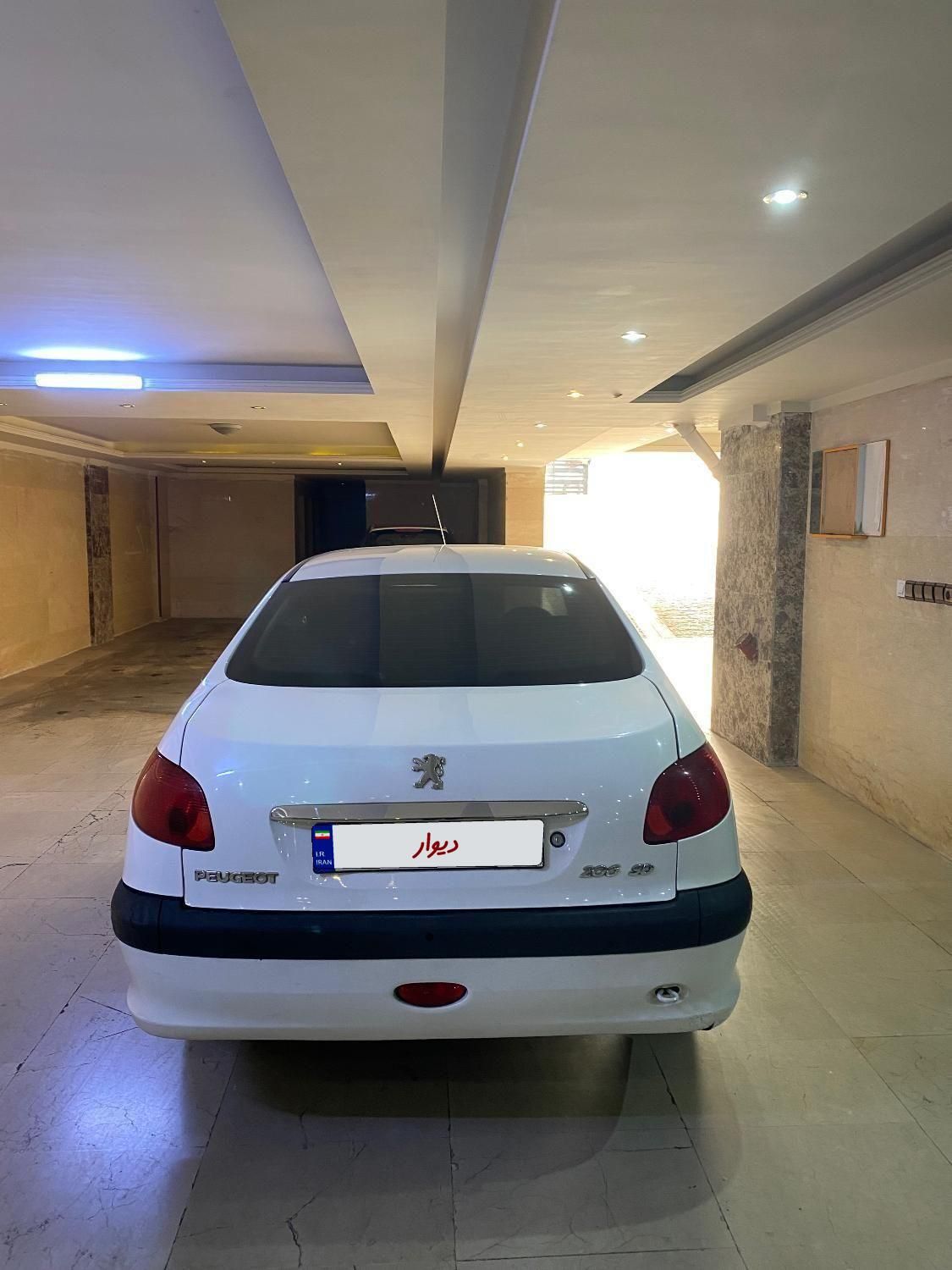 پژو ۲۰۶ صندوق دار v8 - 1396