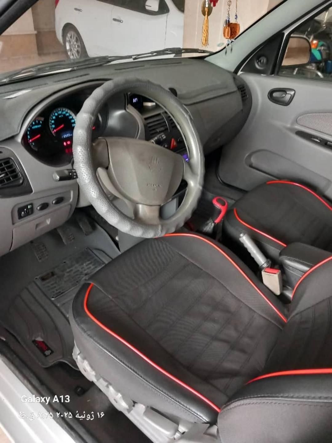 تیبا صندوق دار EX - 1395