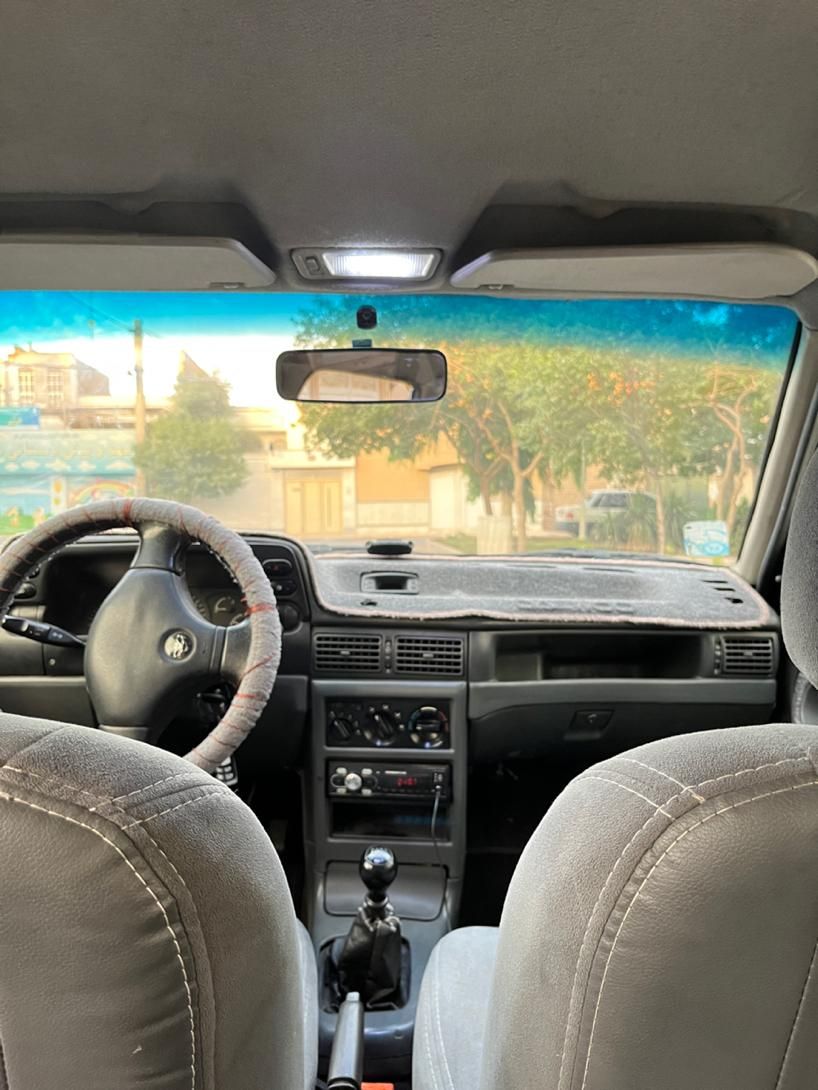 دوو سیلو سدان - 1381