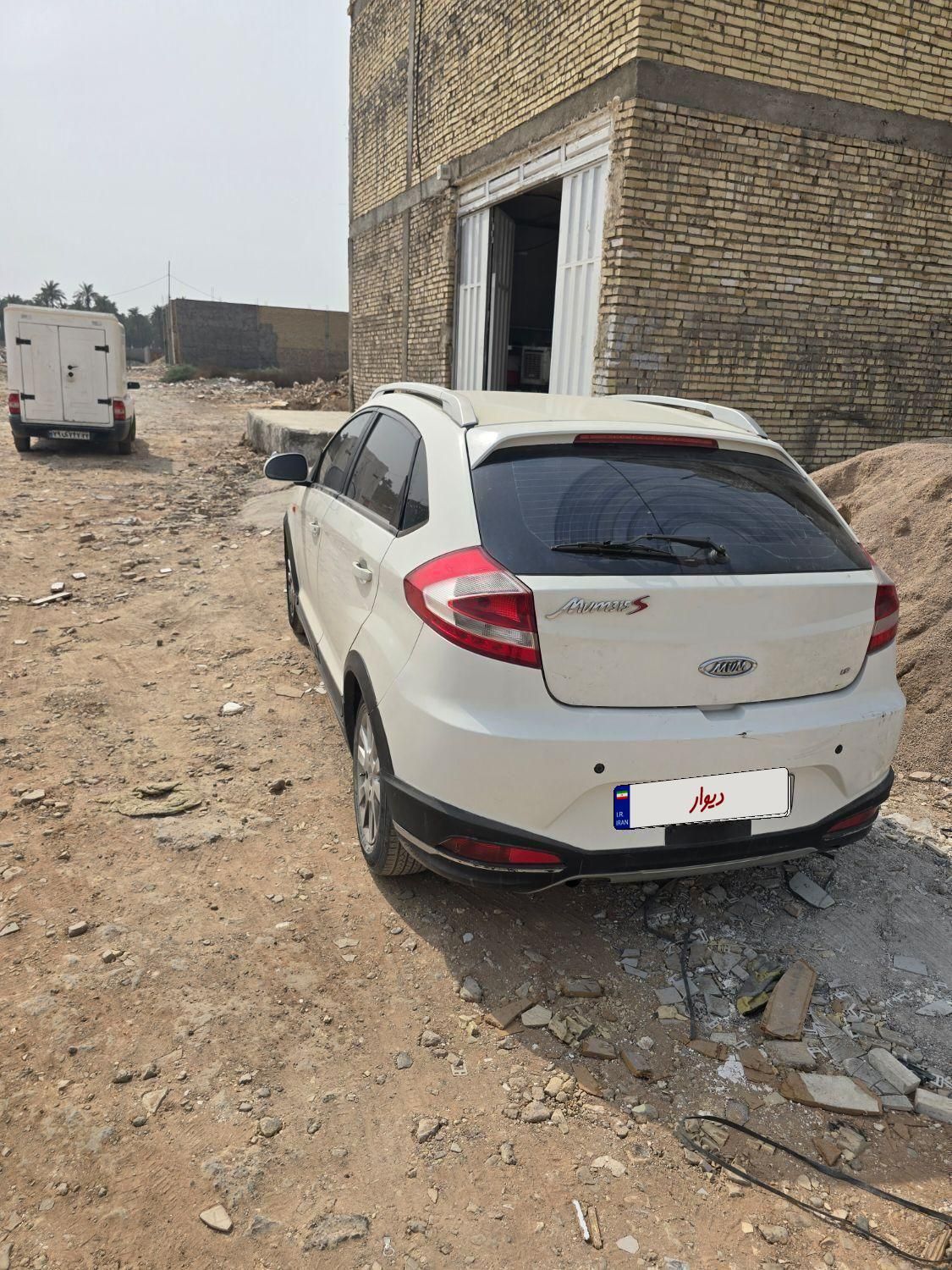 ام وی ام 315 صندوقدار اسپرت دنده‌ای - 1396