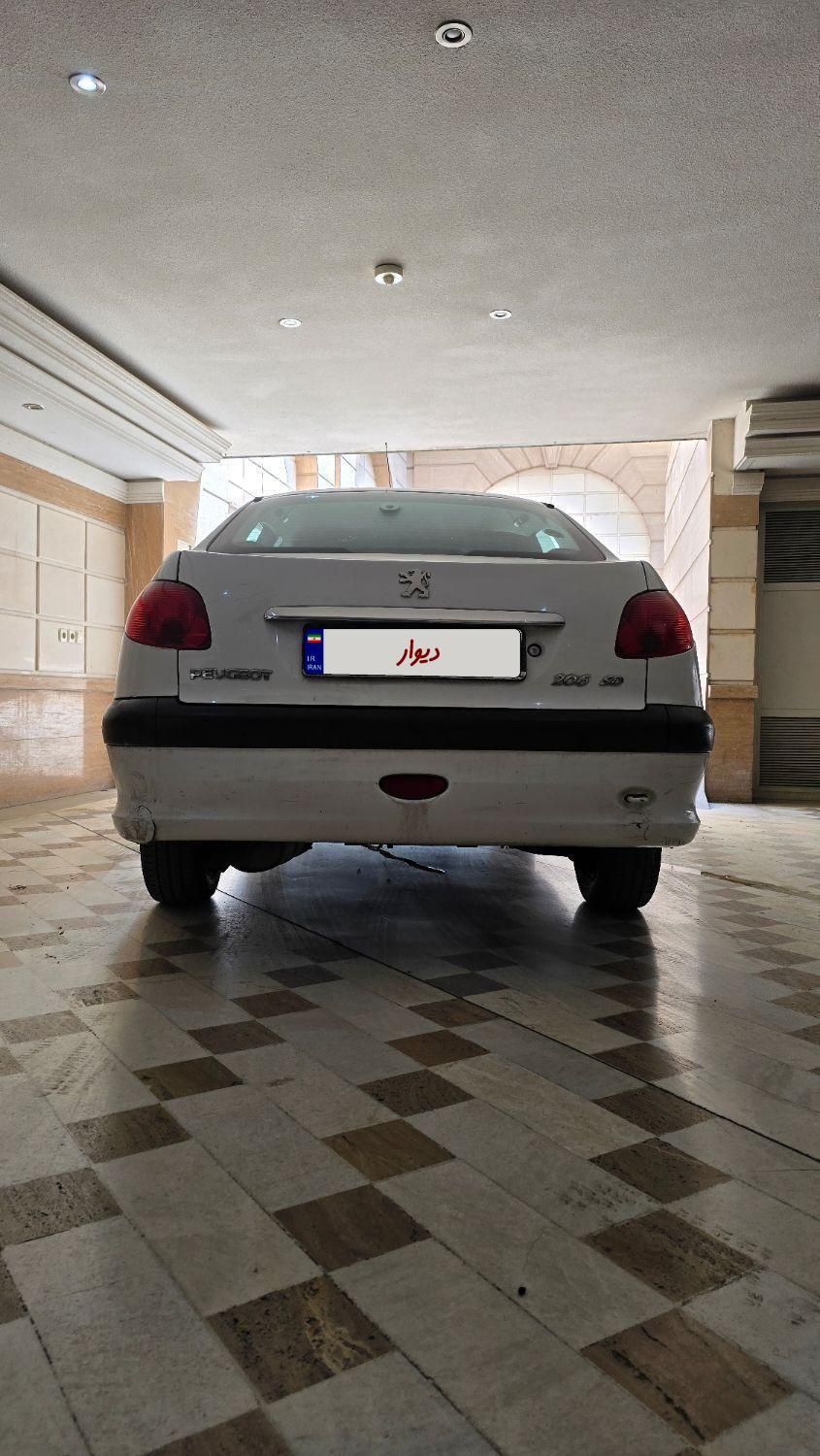 پژو ۲۰۶ صندوق دار v8 - 1393