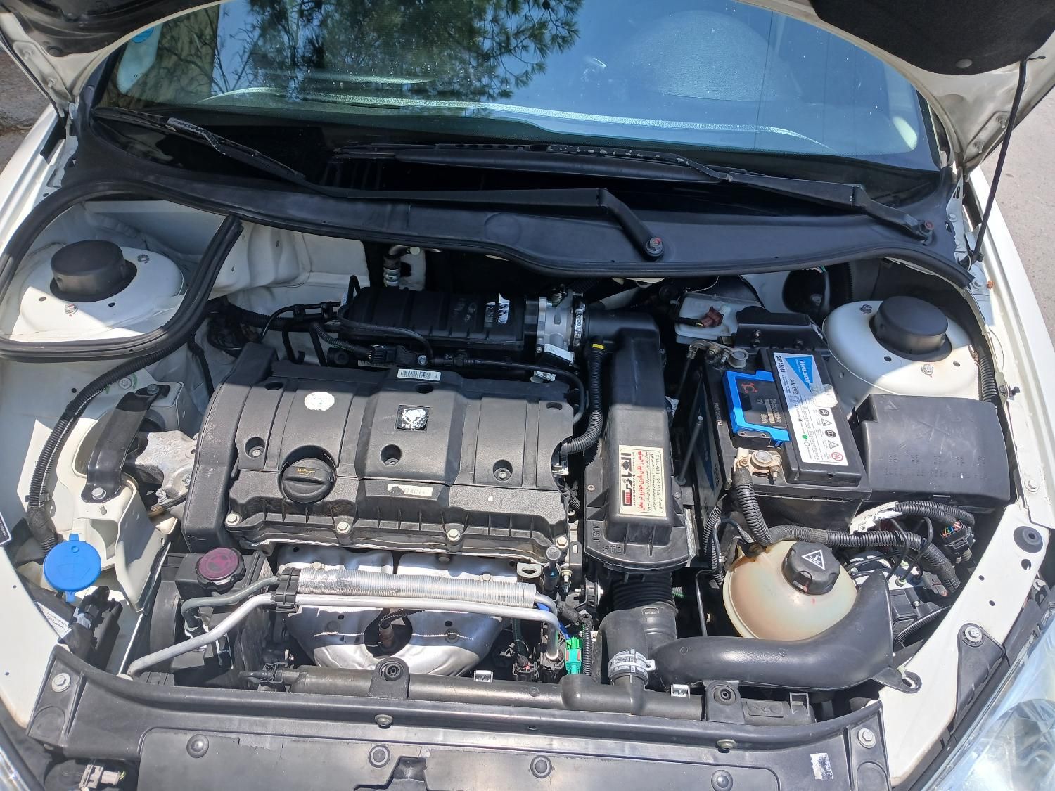 پژو ۲۰۶ صندوق دار v8 - 1399