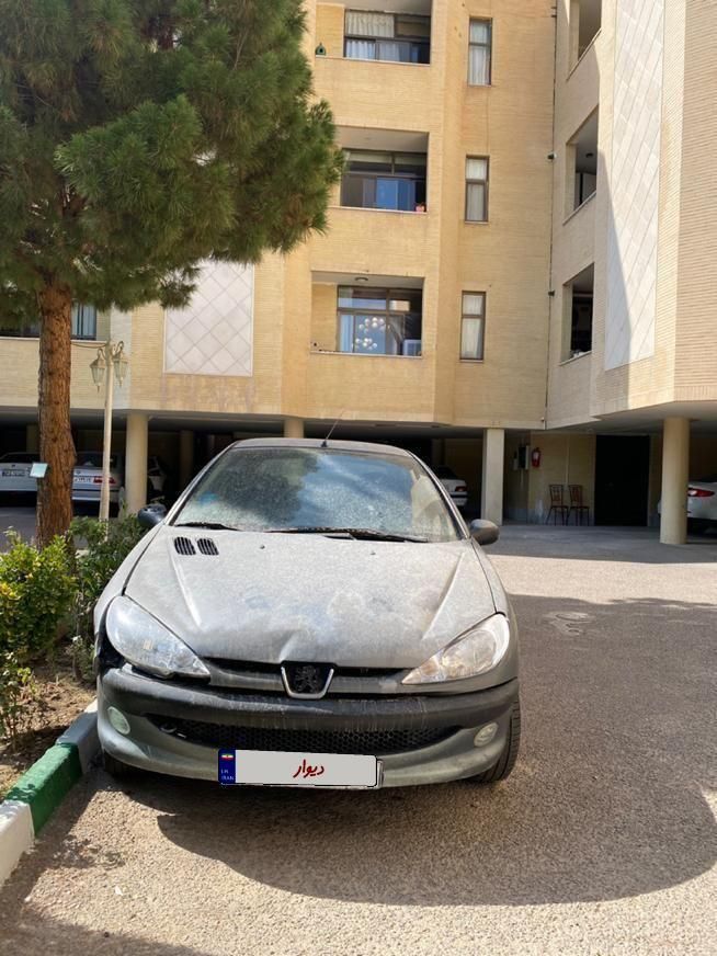 پژو ۲۰۶ صندوق دار v10 - 1389