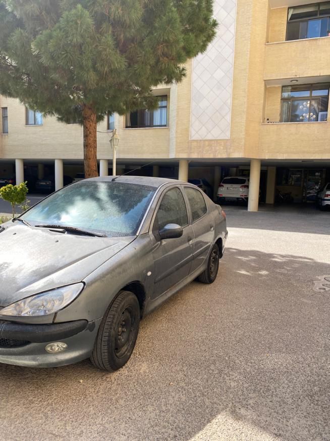 پژو ۲۰۶ صندوق دار v10 - 1389