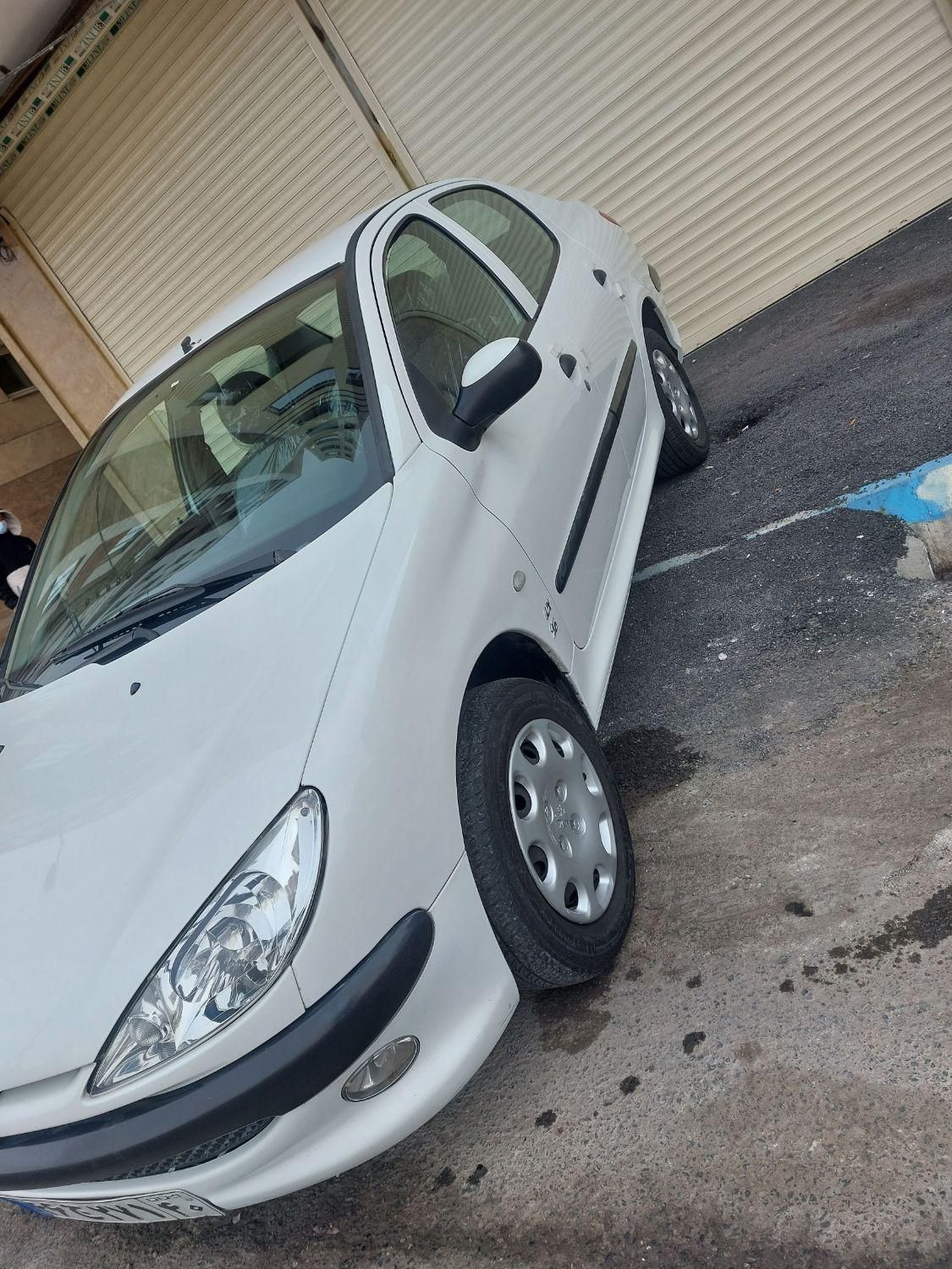 پژو ۲۰۶ صندوق دار v8 - 1395