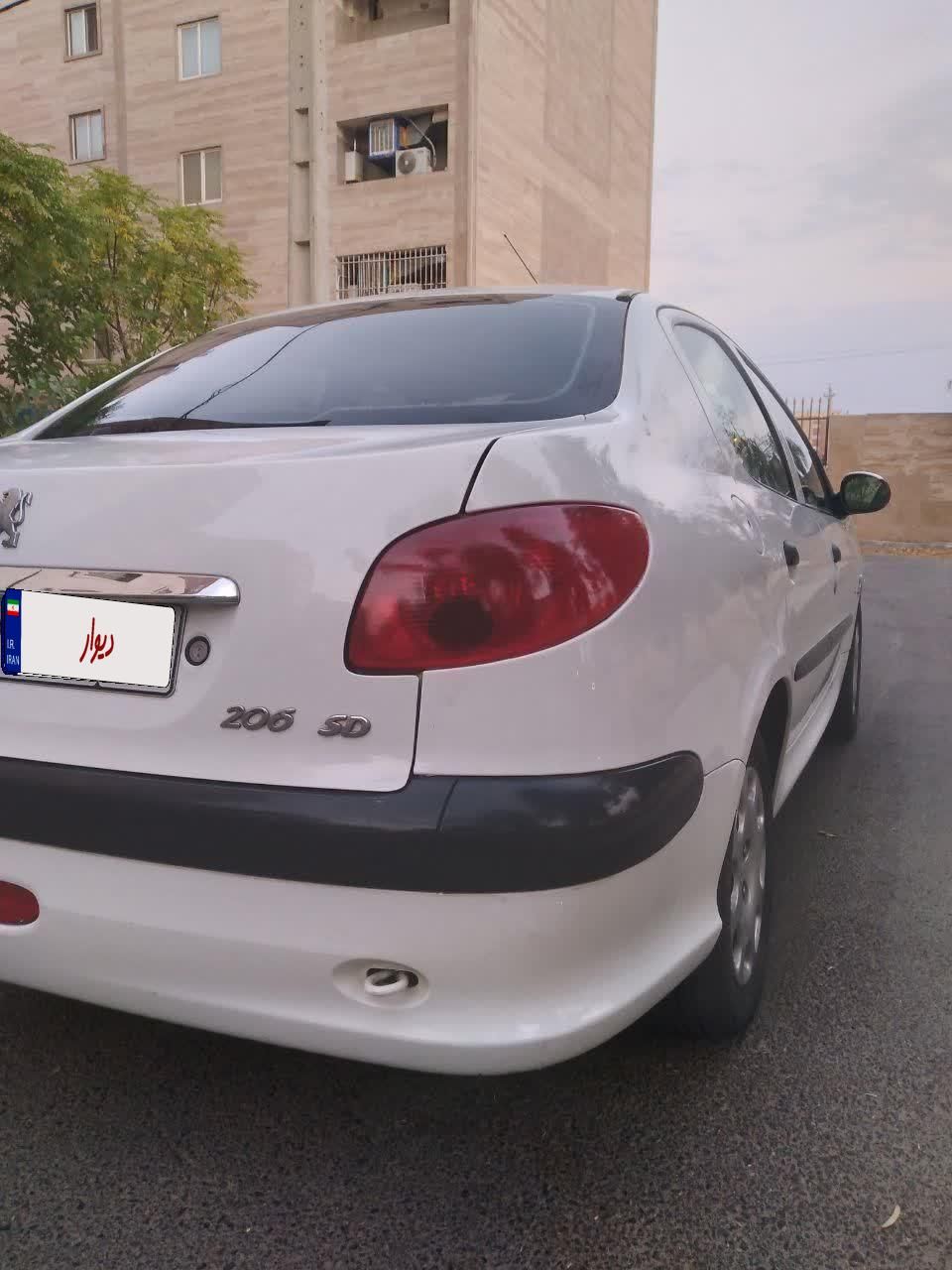 خودرو پژو، ۲۰۶ صندوق دار آگهی ann_19318081