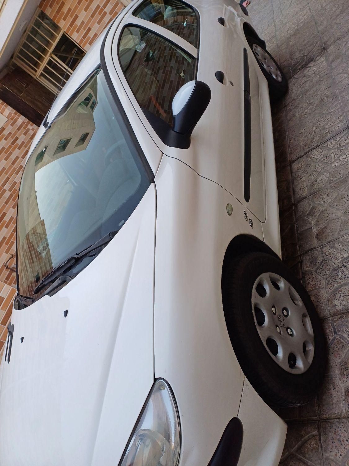 پژو ۲۰۶ صندوق دار v8 - 1394