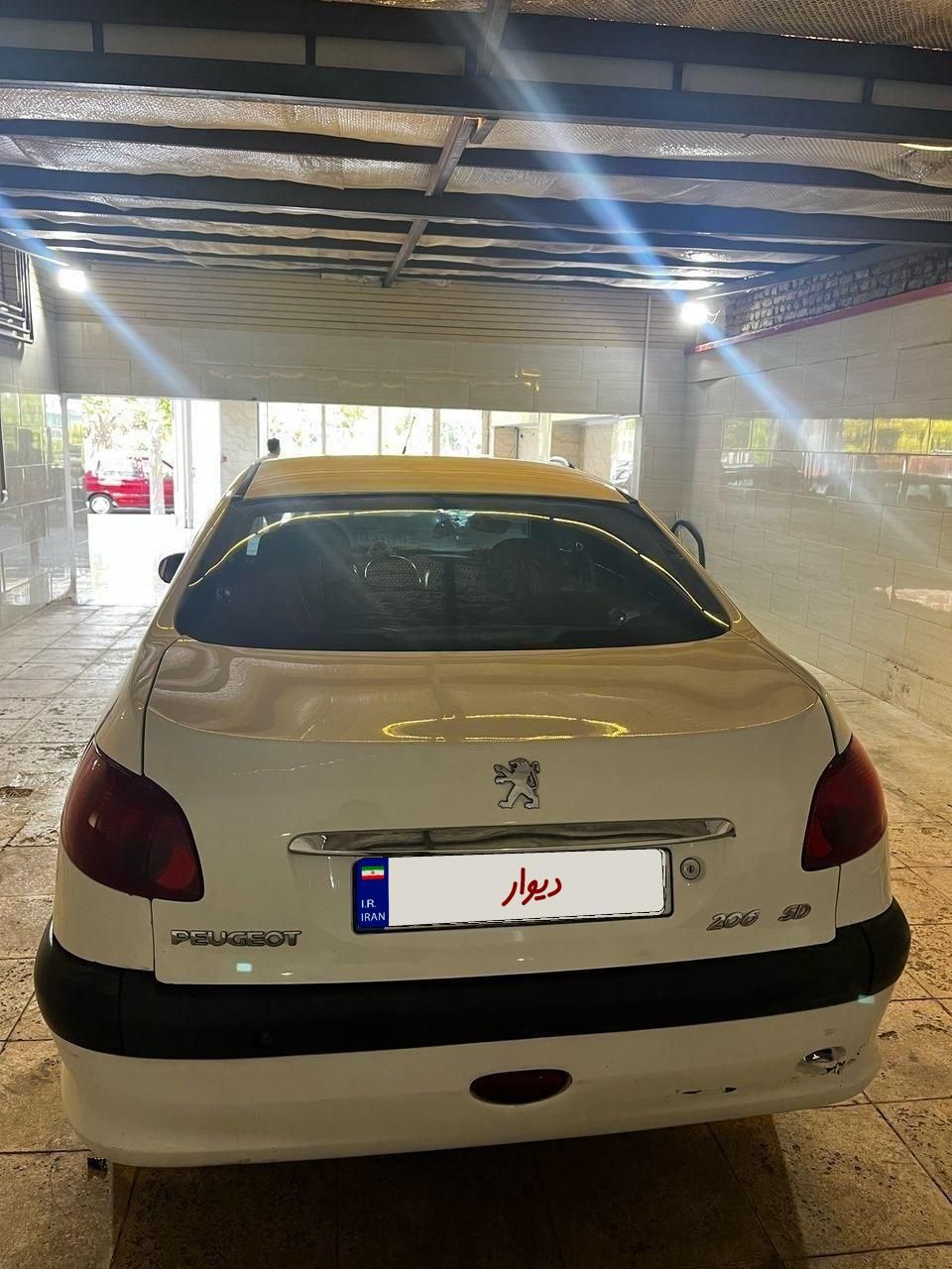 پژو ۲۰۶ صندوق دار v8 - 1393