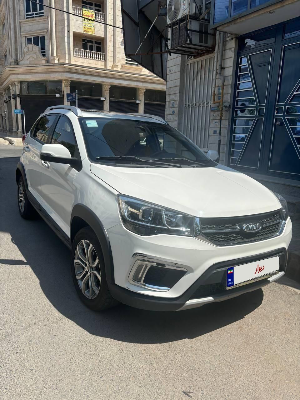خودرو ام وی ام، X22 آگهی ann_19318427