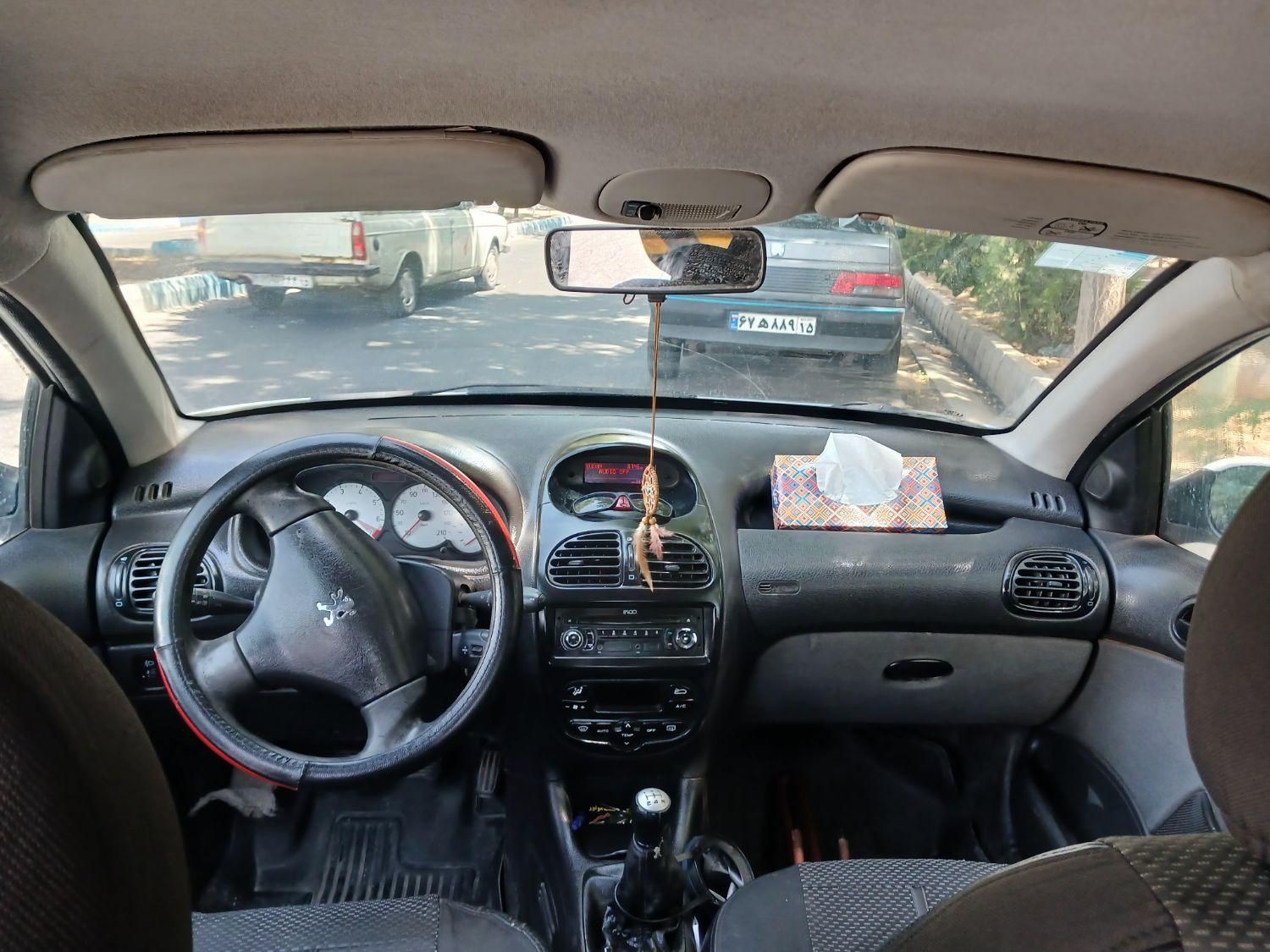 پژو ۲۰۶ صندوق دار v8 - 1394