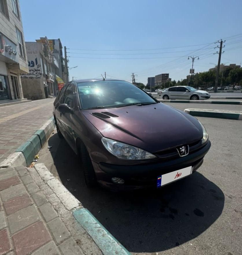 پژو ۲۰۶ صندوق دار v8 - 1389