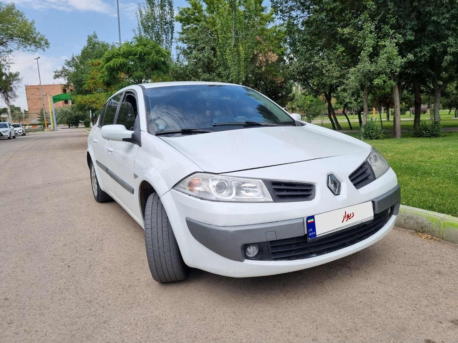 رنو مگان وارداتی دنده‌ای 1600 - 2008