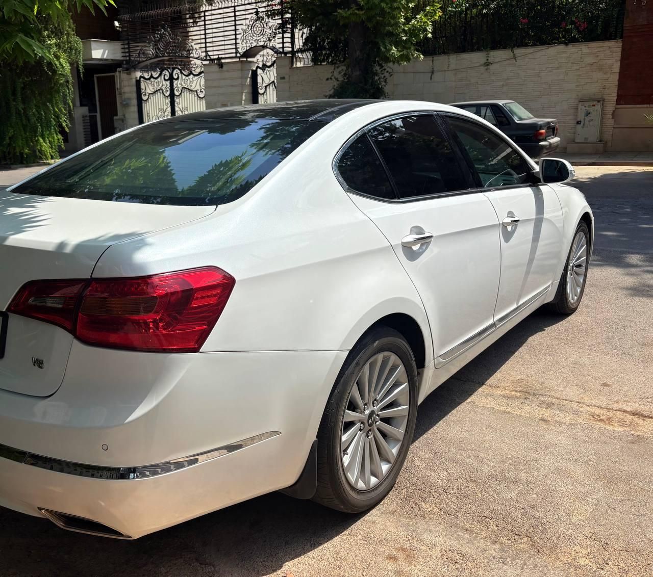کیا کادنزا فول VG - 2013