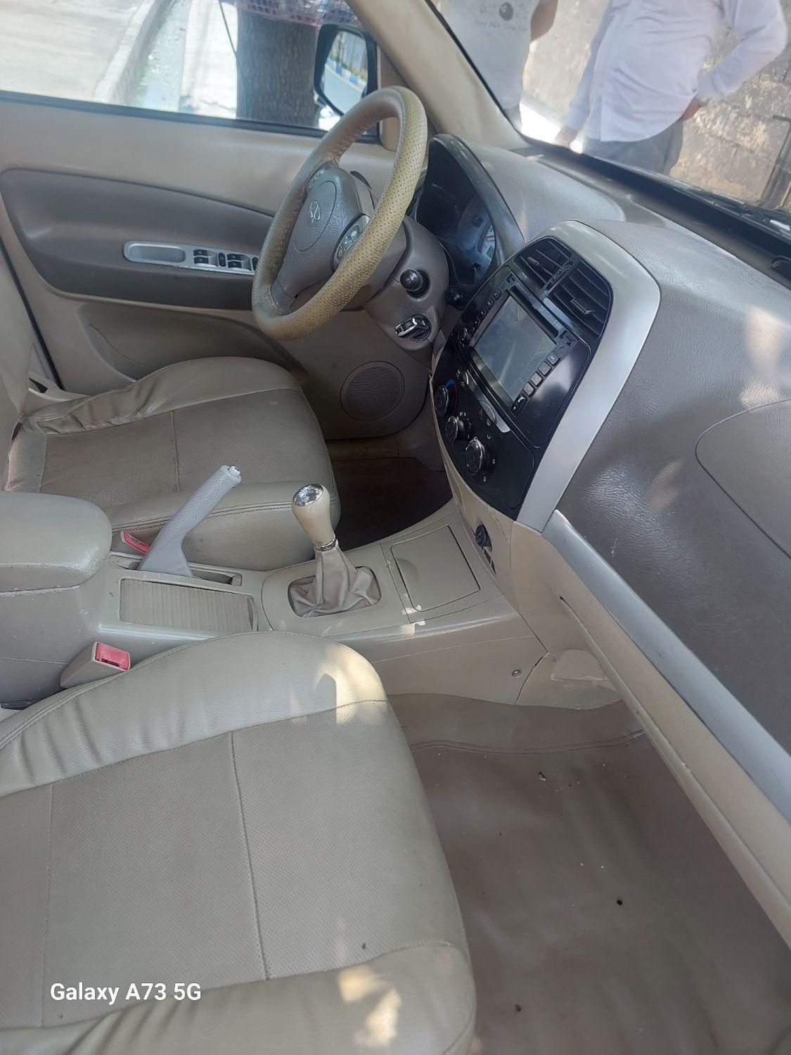 ام وی ام X33 دنده‌ای ساده - 1391