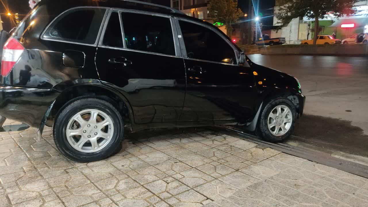 ام وی ام X33 دنده‌ای ساده - 1391