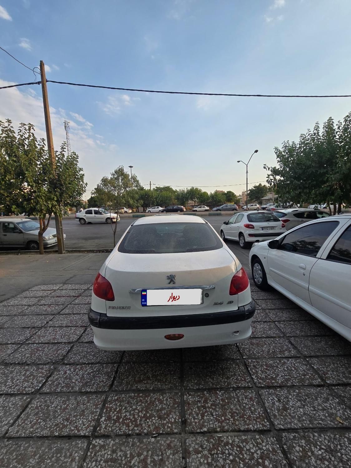 پژو ۲۰۶ صندوق دار v8 - 1390