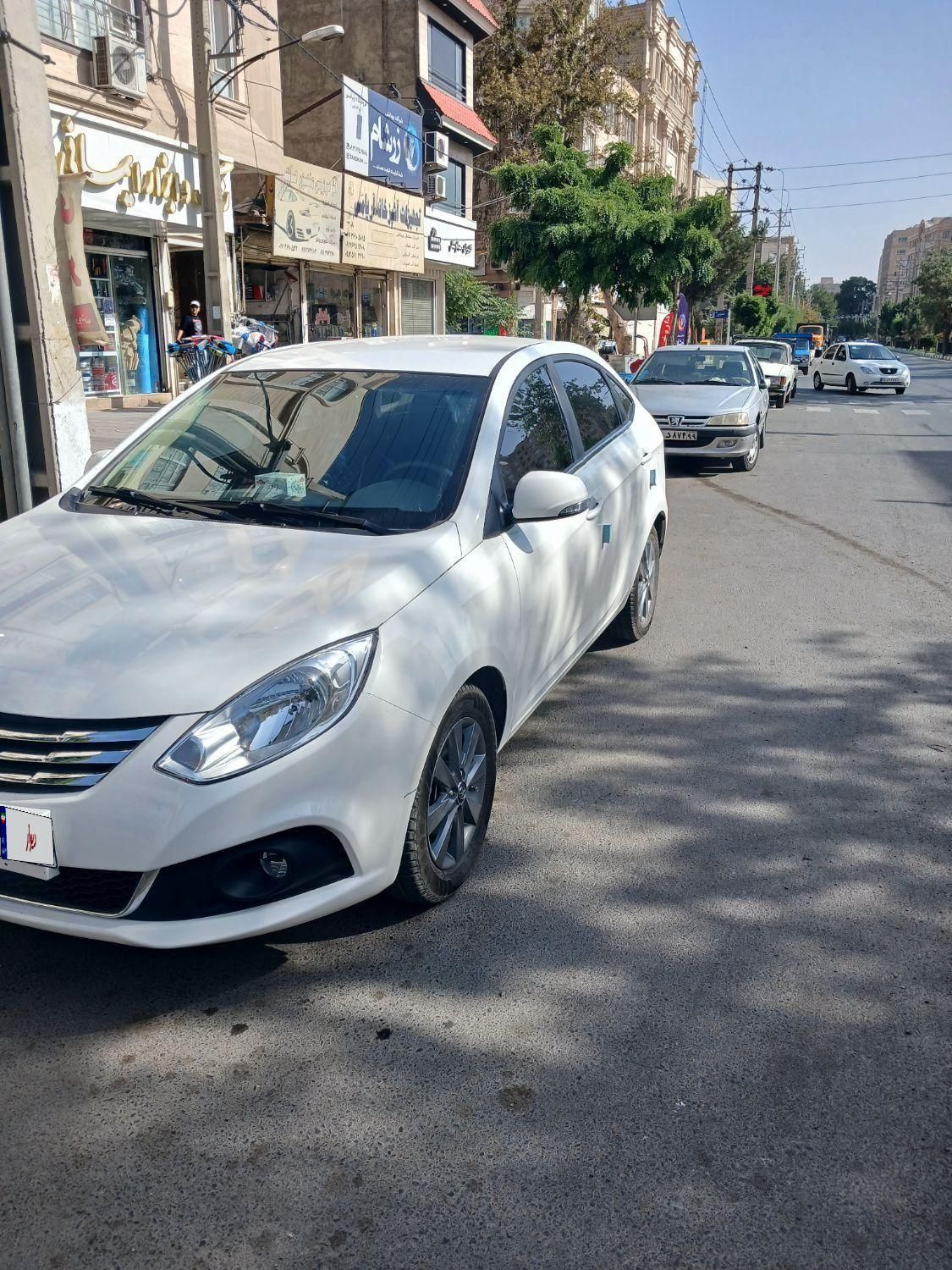 جک J4 اتوماتیک ساده - 1403