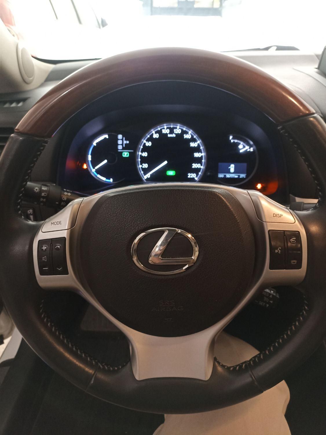 لکسوس CT 200H - 2014