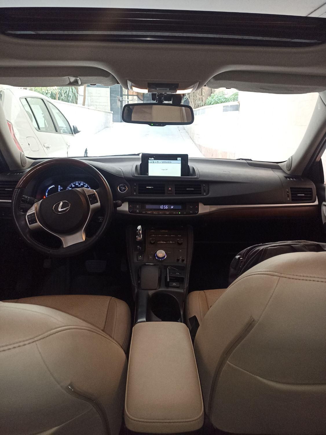 لکسوس CT 200H - 2014