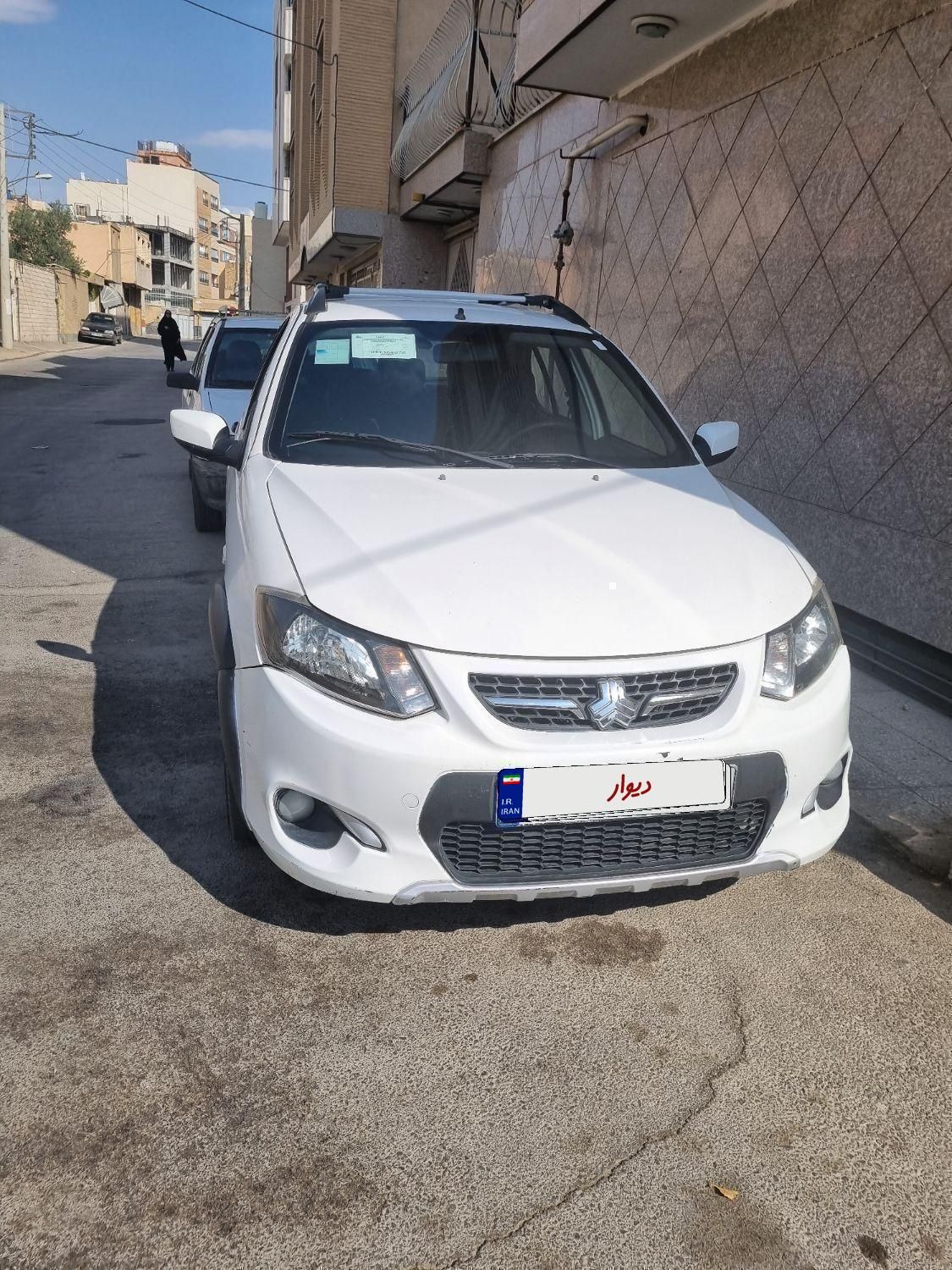 خودرو کوییک، معمولی آگهی ann_19319716