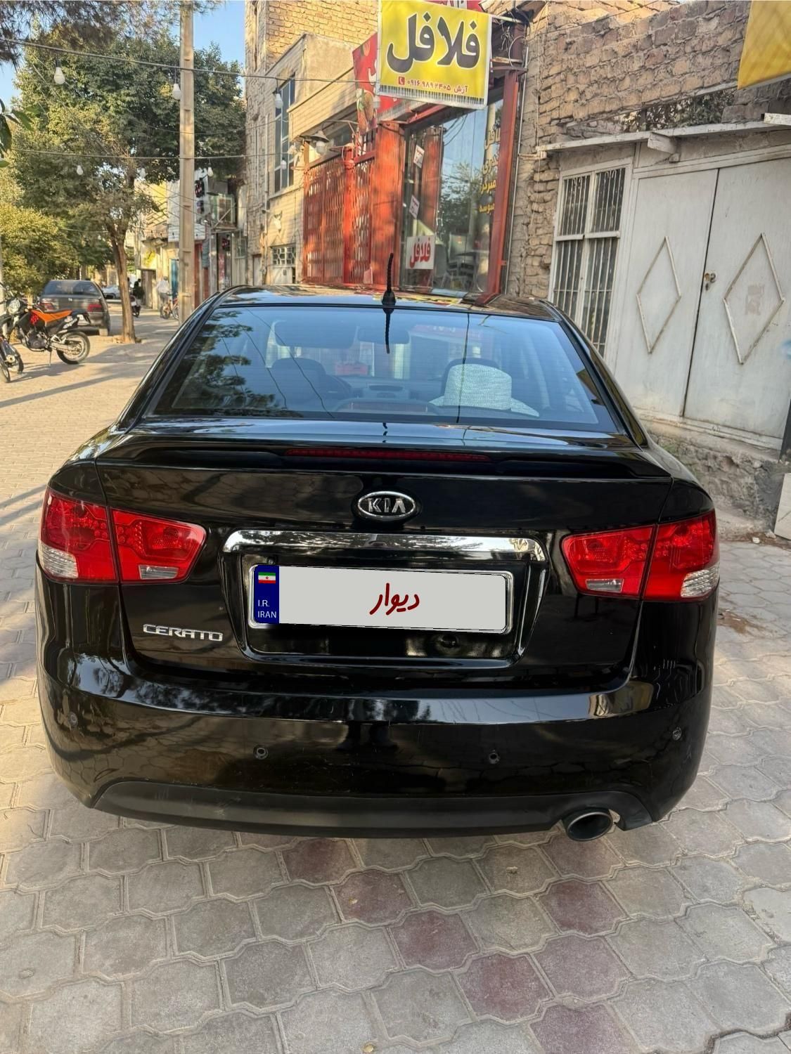 کیا سراتو 2.0 لیتر اتوماتیک GT لاین - 2010