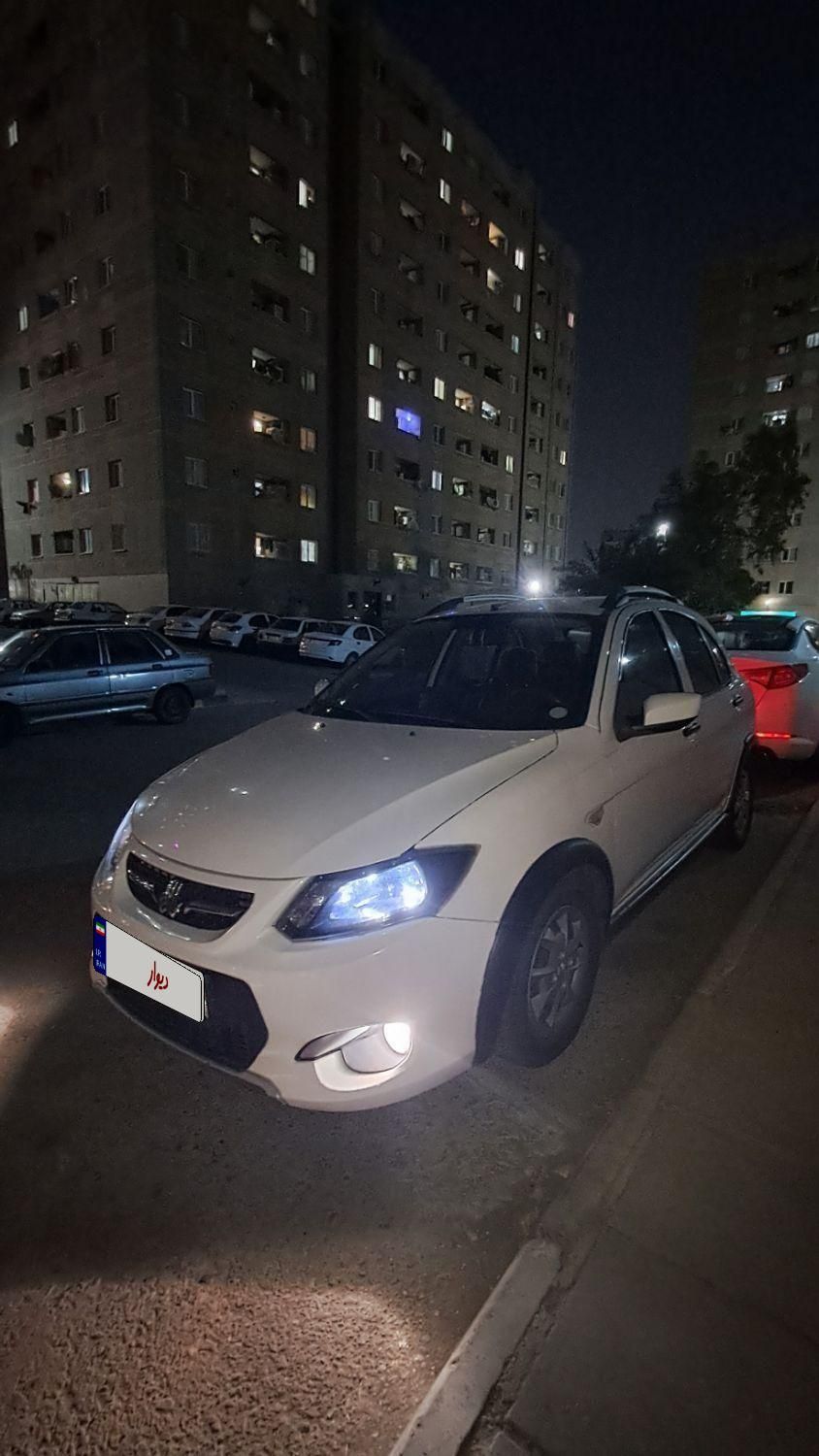 خودرو کوییک، معمولی آگهی ann_19319863