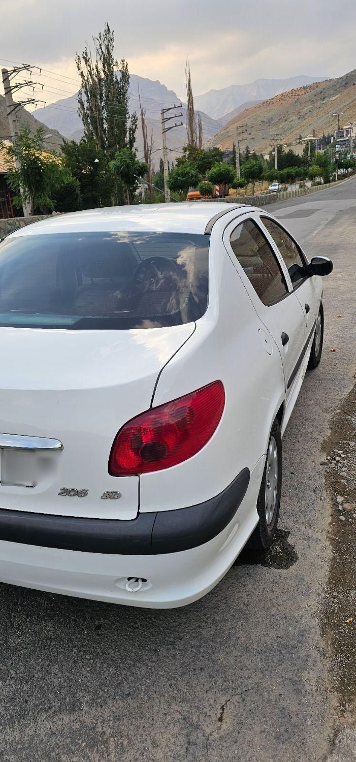 پژو ۲۰۶ صندوق دار v8 - 1398