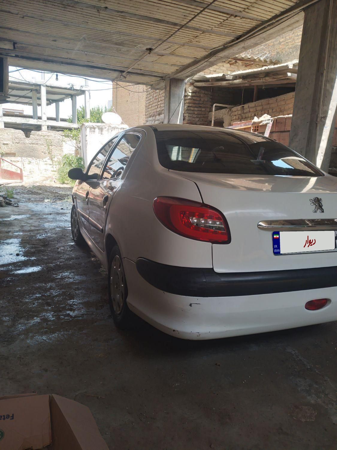 پژو ۲۰۶ صندوق دار v20 - 1388