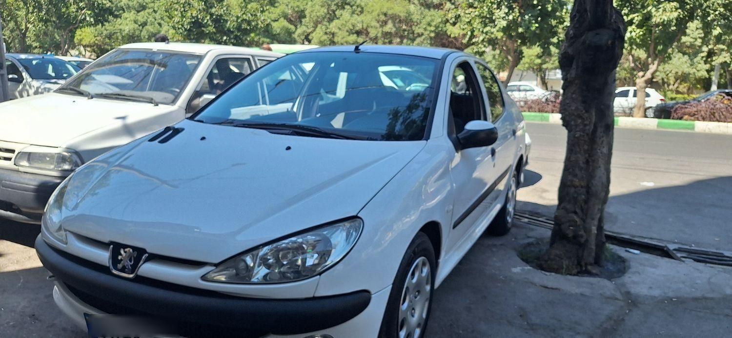 پژو ۲۰۶ صندوق دار v8 - 1390