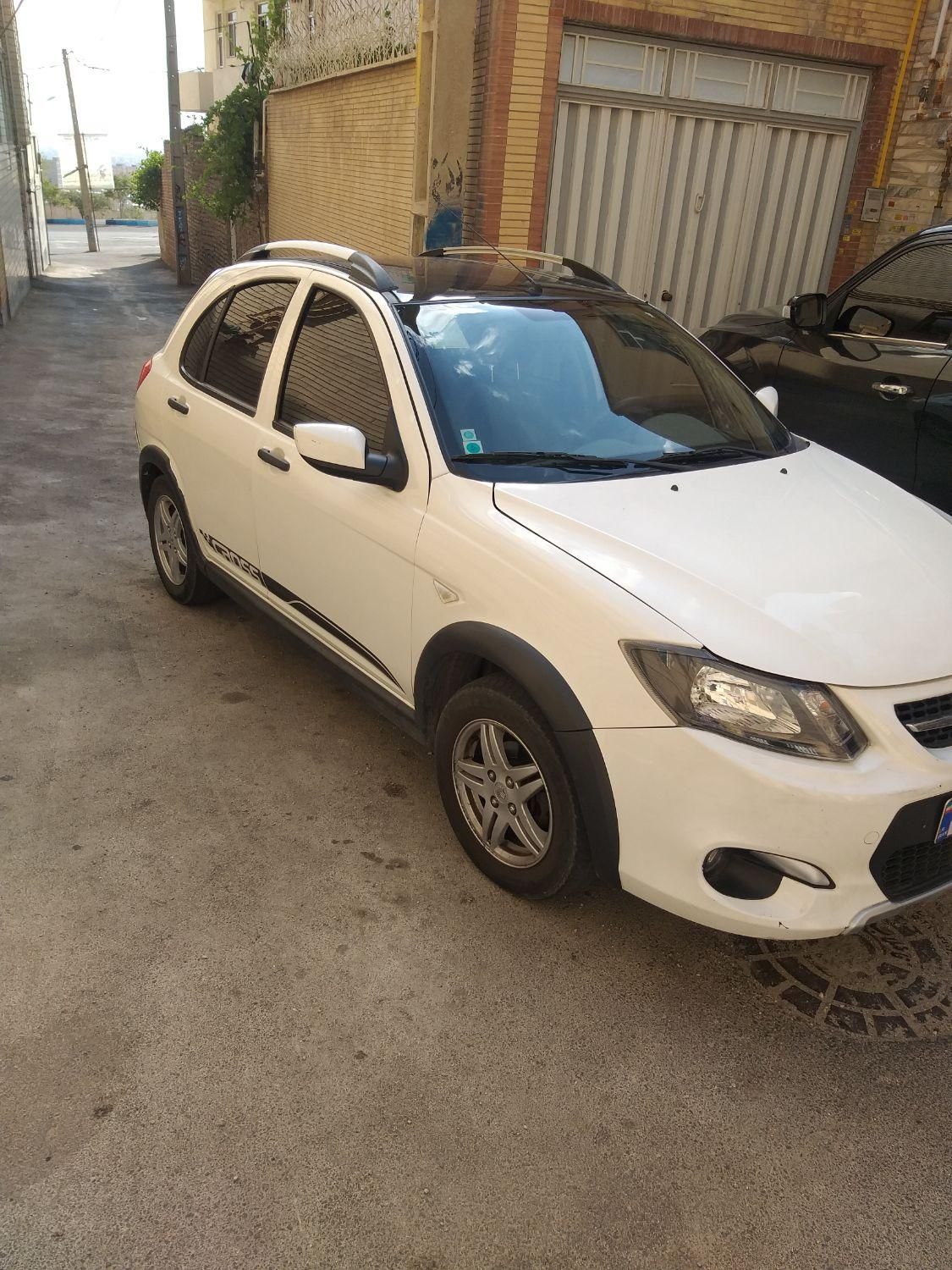 کوییک R دنده‌ای - 1399