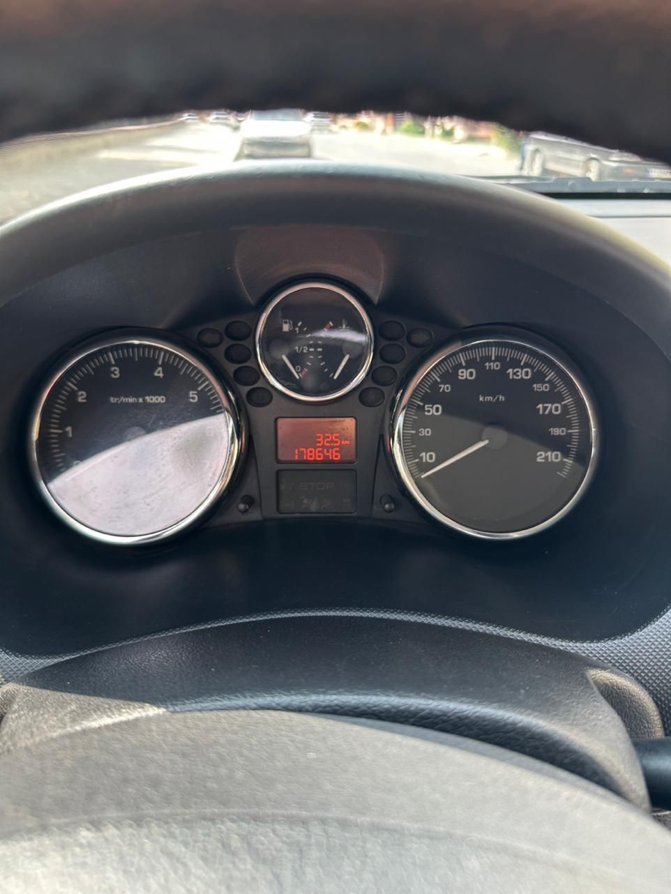 پژو 207 اتوماتیک - 1391