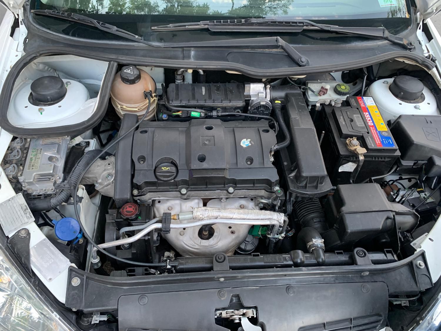 پژو ۲۰۶ صندوق دار v8 - 1390