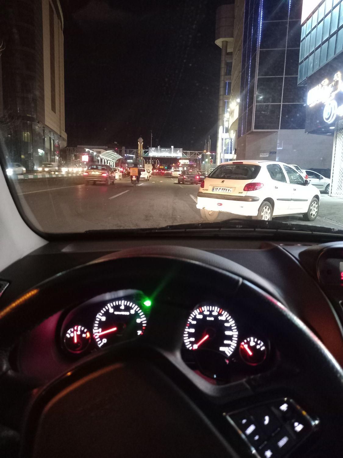 خودرو پژو، 405 آگهی ann_19320601