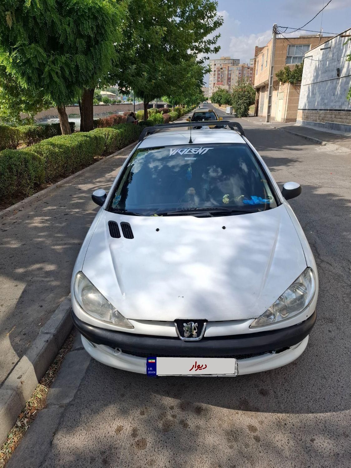 پژو ۲۰۶ صندوق دار v8 - 1390