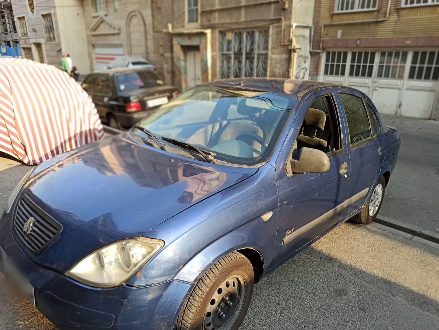 تیبا صندوق دار SX - 1392