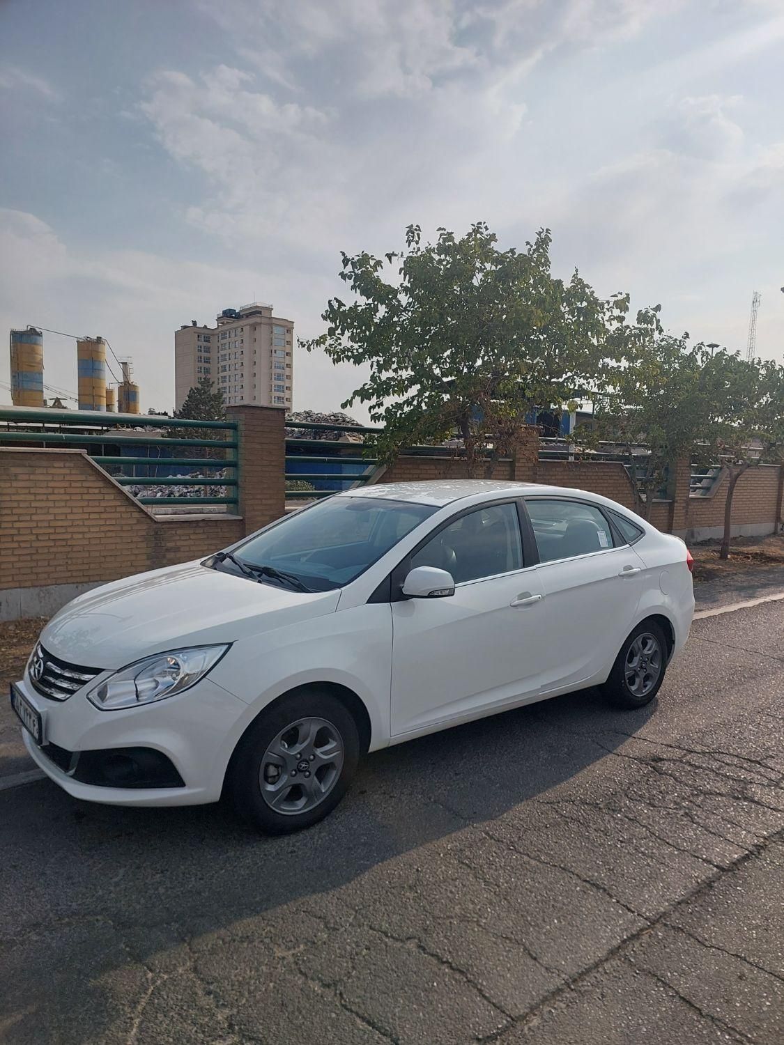 جک J4 اتوماتیک ساده - 1401