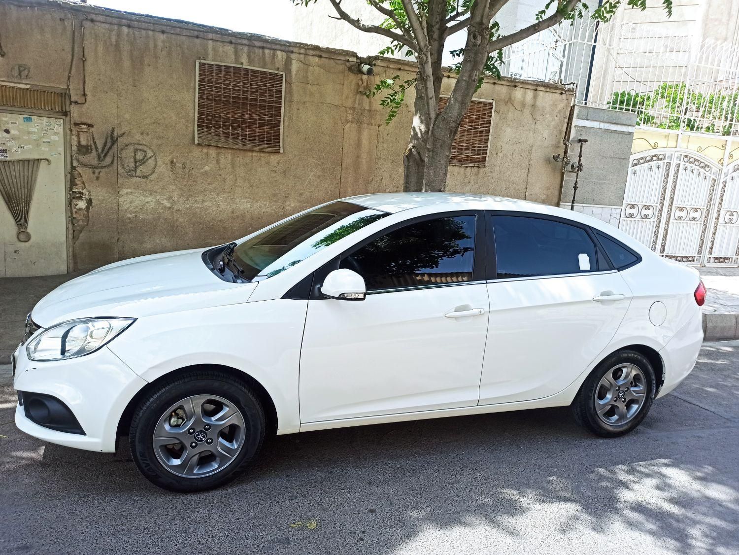 جک J4 اتوماتیک ساده - 1401