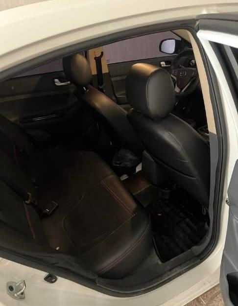 جک J4 اتوماتیک ساده - 1402