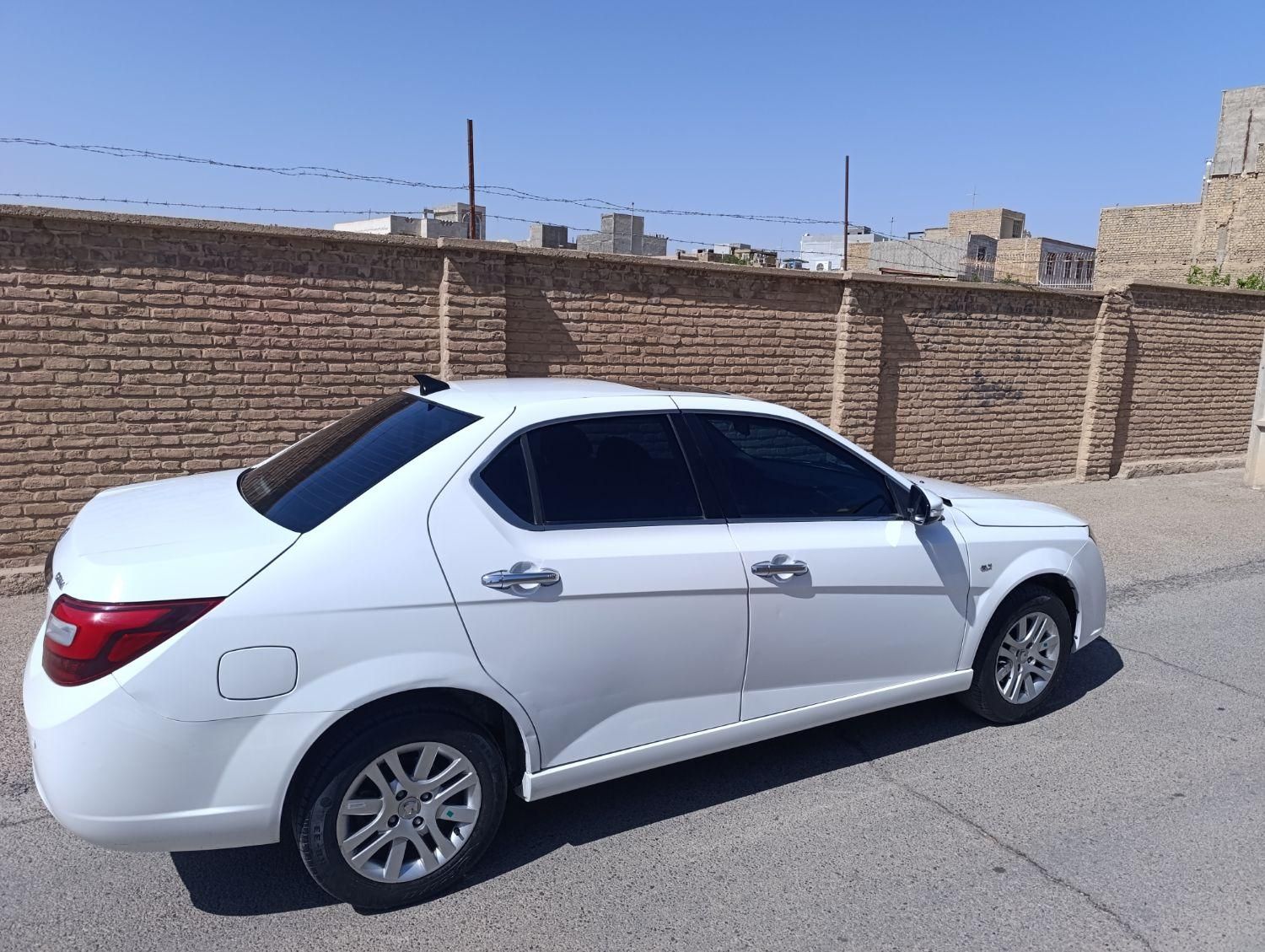 دنا پلاس تیپ ۲ سانروف ۴ ایربگ - 1397