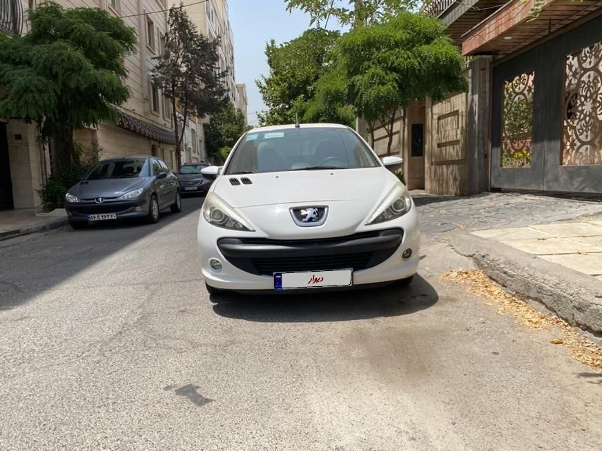 پژو ۲۰۷ صندوق دار اتوماتیک - 1398