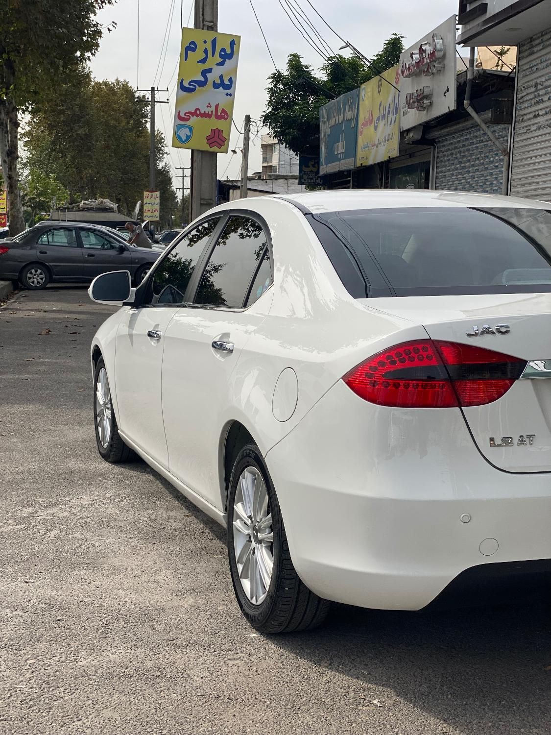 جک J5 اتوماتیک - 1396